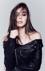 Hailee Steinfeld